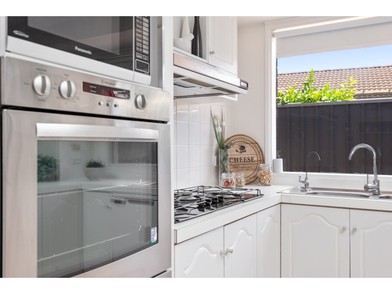 5 Rill Court, Aberfoyle Park SA 5159