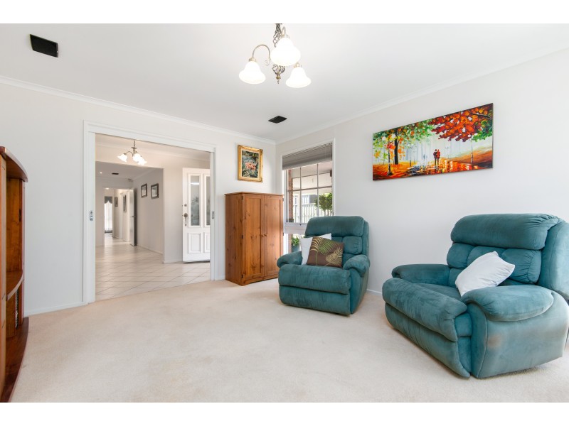 5 Rill Court, Aberfoyle Park SA 5159