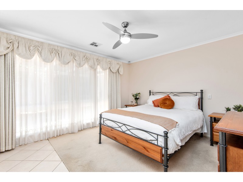 5 Rill Court, Aberfoyle Park SA 5159