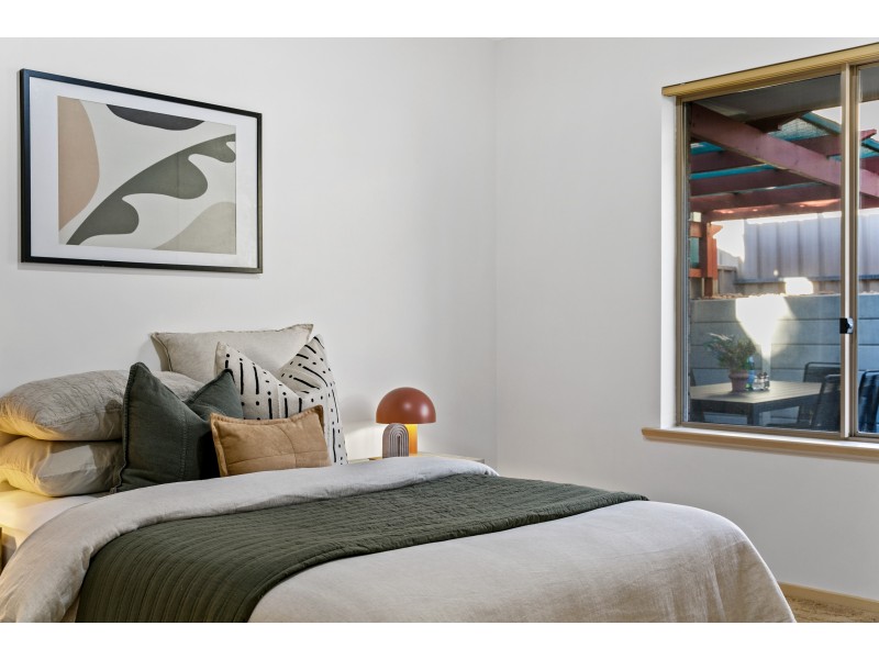 2/24 Smugglers Drive, Seaford Rise SA 5169