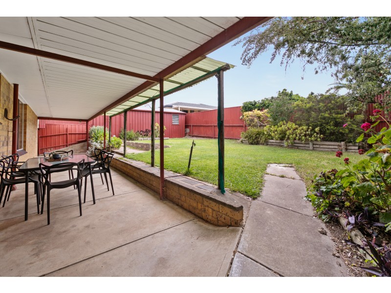 22 Avon Avenue, Morphett Vale SA 5162