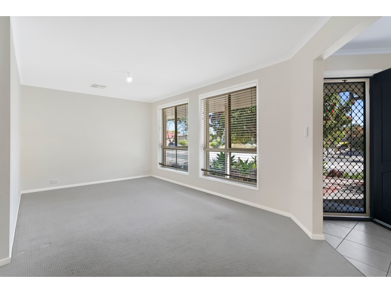 8 Kaurna Avenue, Aldinga Beach SA 5173