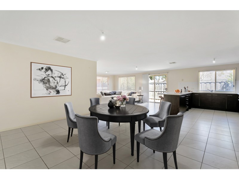 8 Kaurna Avenue, Aldinga Beach SA 5173