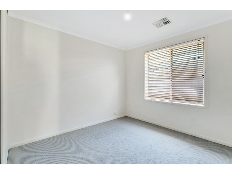 8 Kaurna Avenue, Aldinga Beach SA 5173