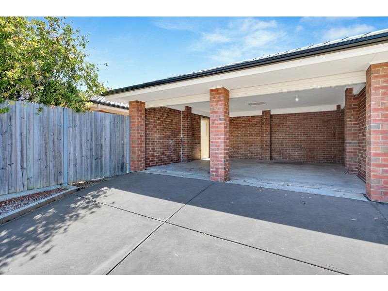 8 Kaurna Avenue, Aldinga Beach SA 5173