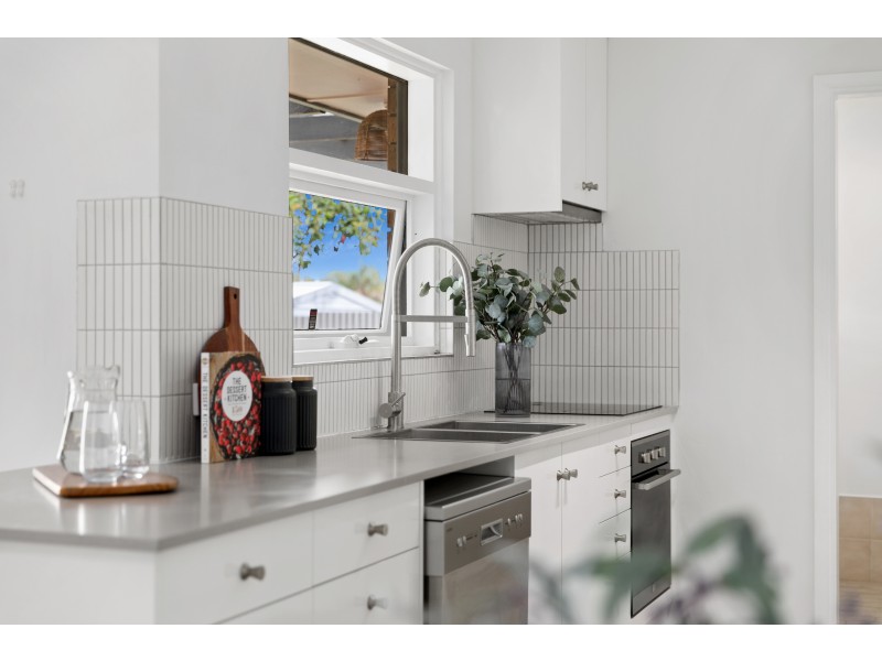 22 Paragon Avenue, Aberfoyle Park SA 5159