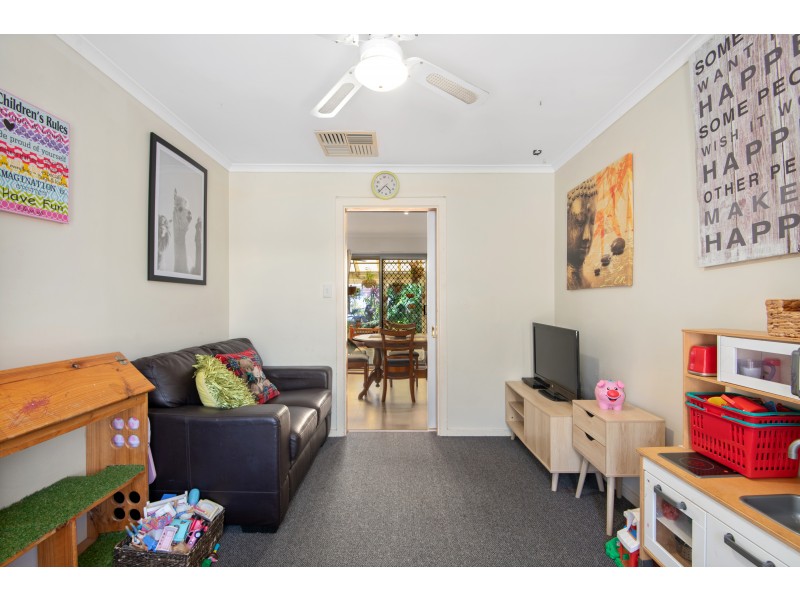 22 McBurney Crescent, Aldinga Beach SA 5173