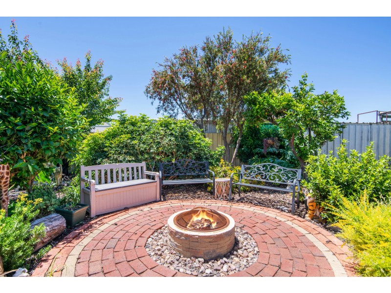 22 McBurney Crescent, Aldinga Beach SA 5173