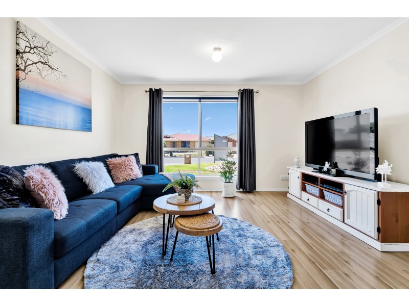 79 Pridham Boulevard, Aldinga Beach SA 5173