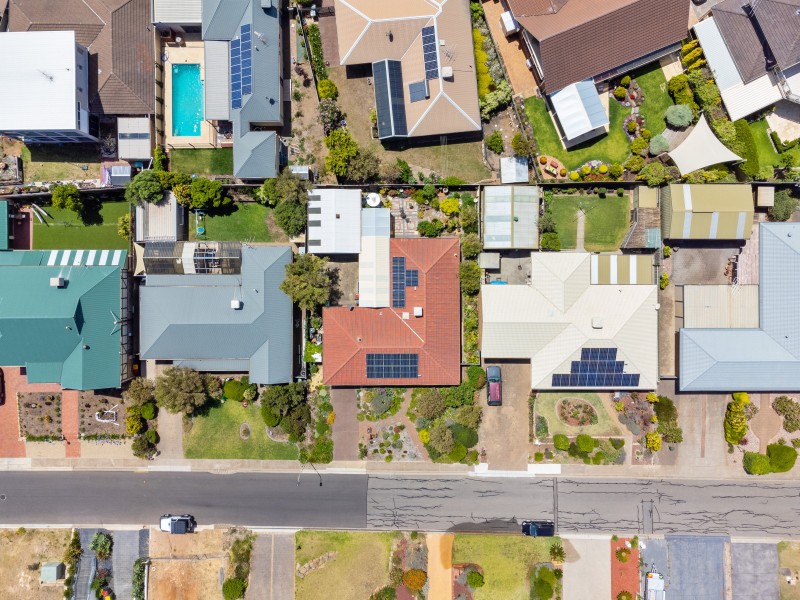 17 Maidencombe Drive, Moana SA 5169