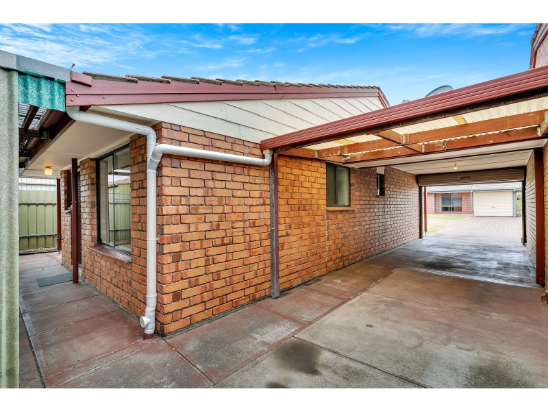 4/2 Woodcock Place, Morphett Vale SA 5162