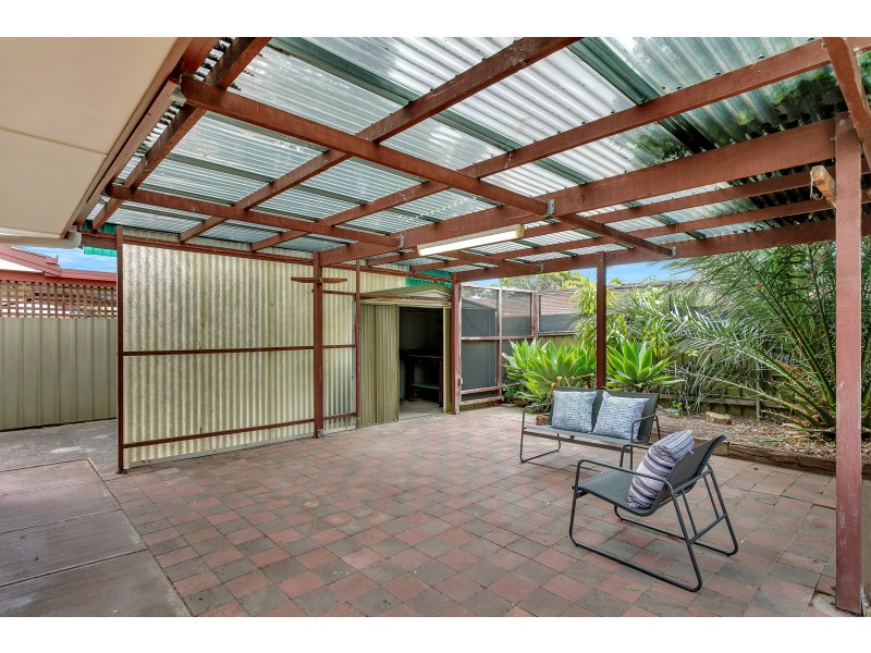 4/2 Woodcock Place, Morphett Vale SA 5162