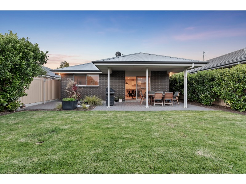 34 Cook Street, Seaford Meadows SA 5169