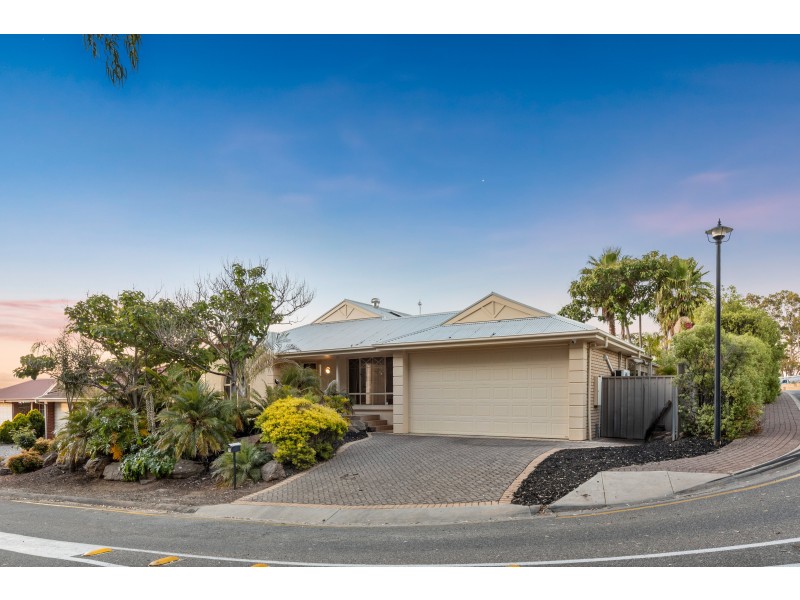 28 Jimmy Watson Drive, Woodcroft SA 5162