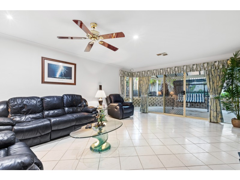 28 Jimmy Watson Drive, Woodcroft SA 5162