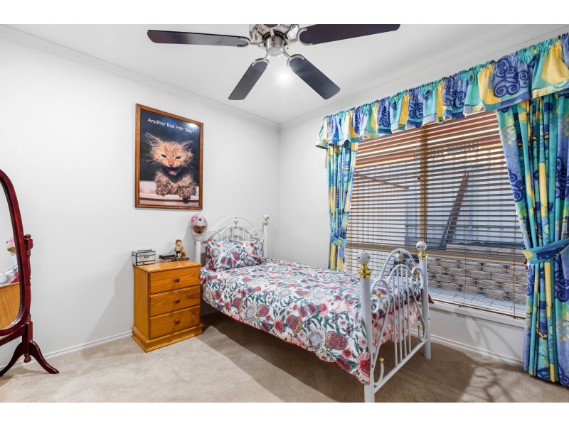 28 Jimmy Watson Drive, Woodcroft SA 5162