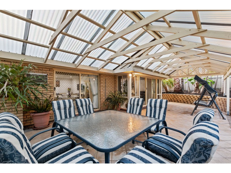 28 Jimmy Watson Drive, Woodcroft SA 5162