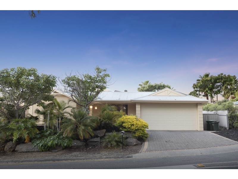 28 Jimmy Watson Drive, Woodcroft SA 5162