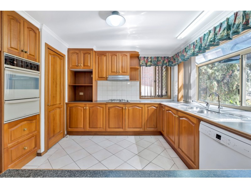 18 Quondong Avenue, Athelstone SA 5076