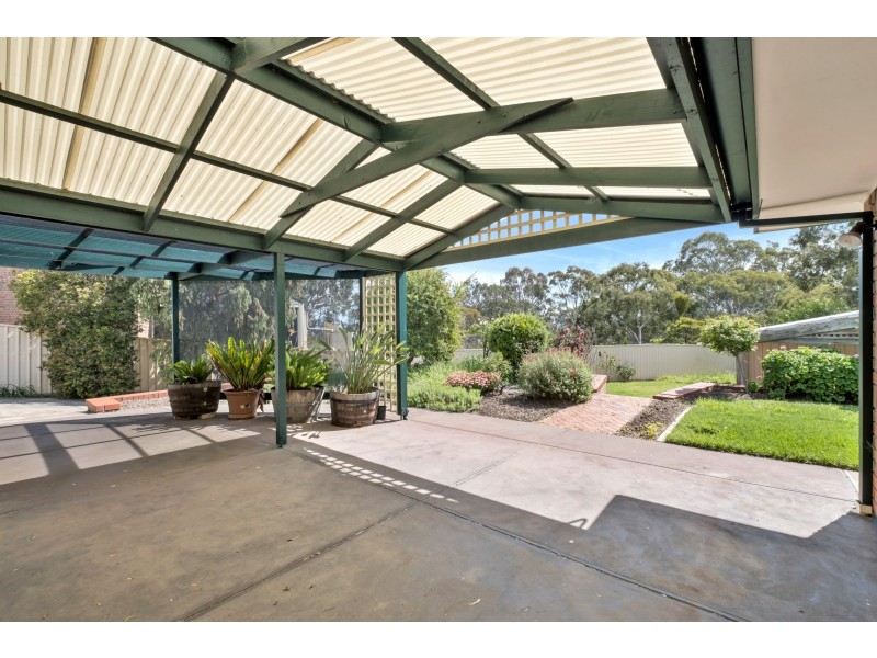 18 Quondong Avenue, Athelstone SA 5076