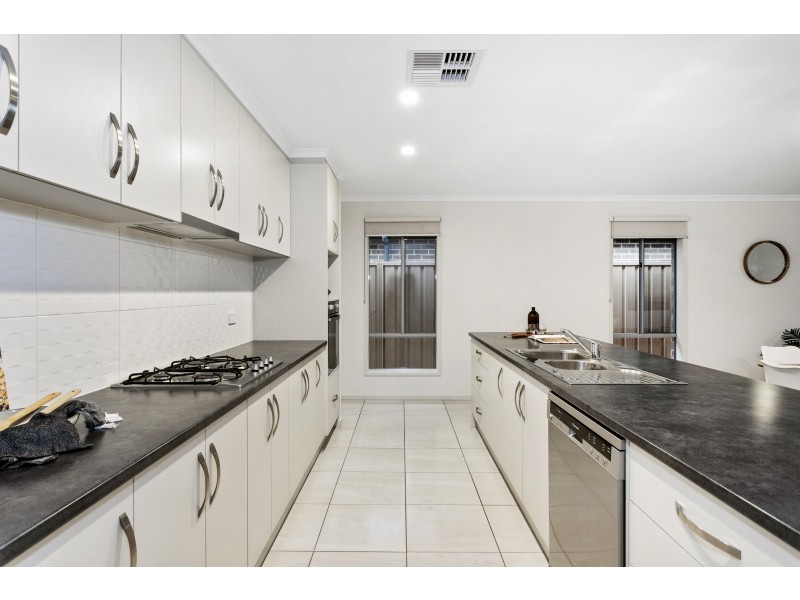 4 Mermaid Street, Seaford Meadows SA 5169