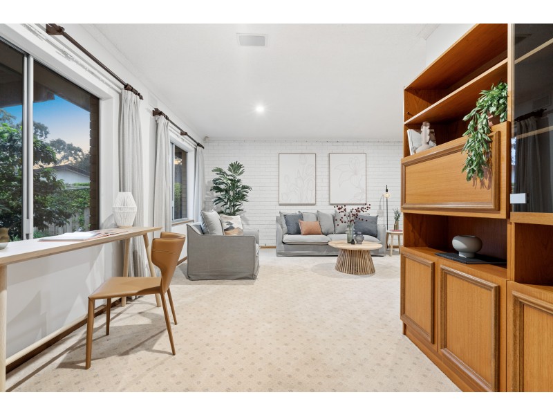 111 Black Road, Flagstaff Hill SA 5159