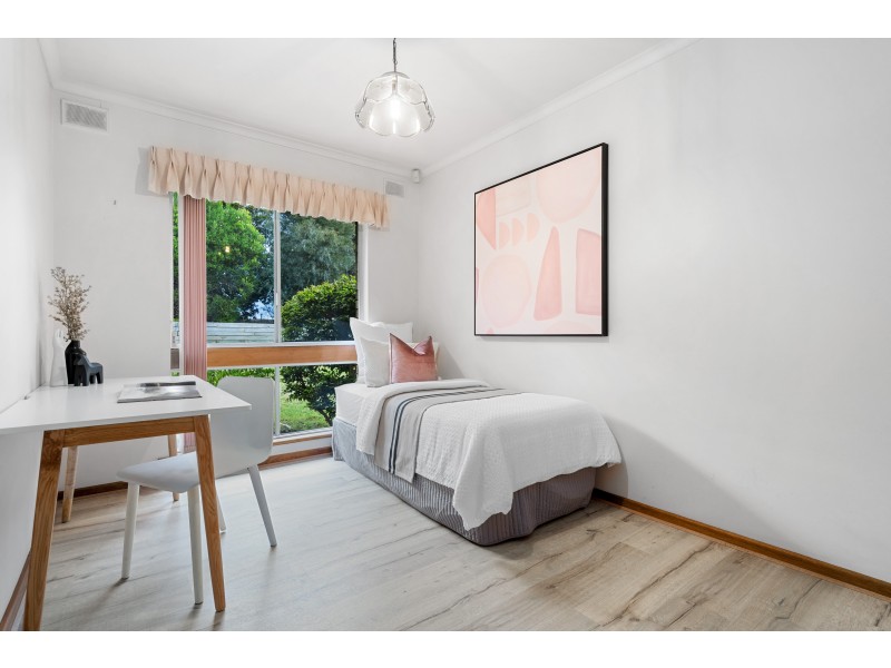 111 Black Road, Flagstaff Hill SA 5159