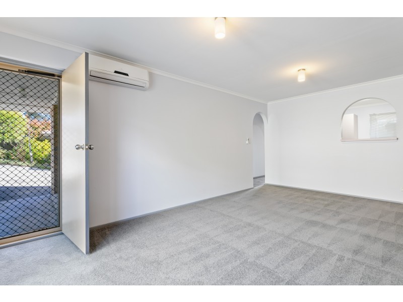 7/11 Ash Street, Aberfoyle Park SA 5159
