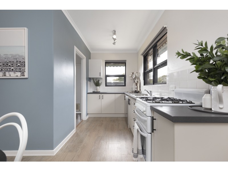 2/2 Galbraith Avenue, Park Holme SA 5043