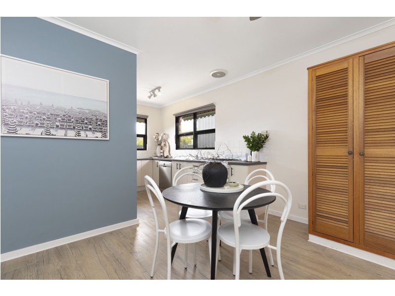 2/2 Galbraith Avenue, Park Holme SA 5043