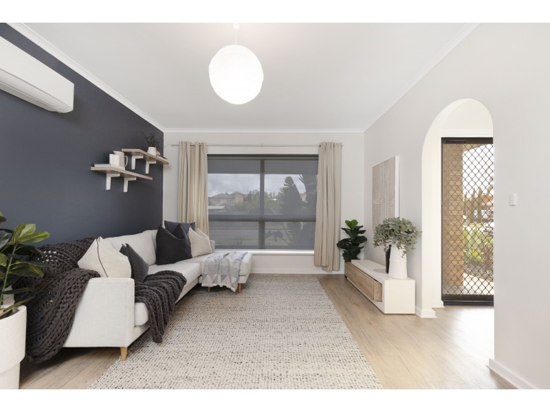 2/2 Galbraith Avenue, Park Holme SA 5043