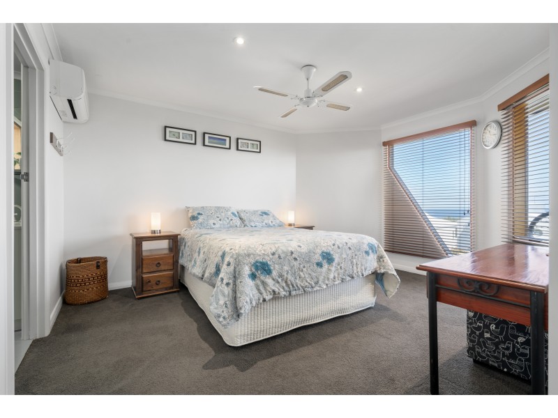6 Kooraweera Street, Hallett Cove SA 5158