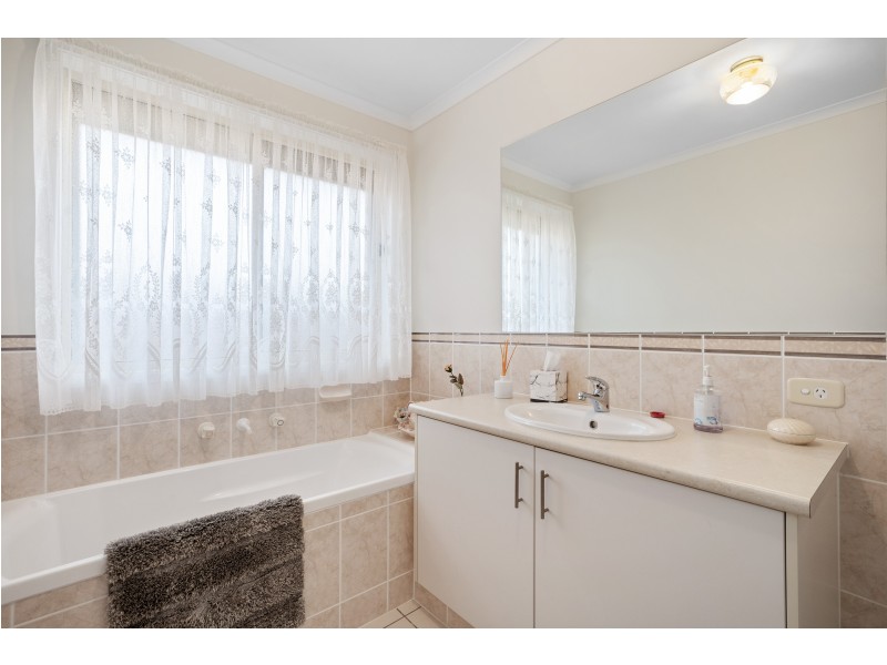 10 Angle Road, Seaford Meadows SA 5169