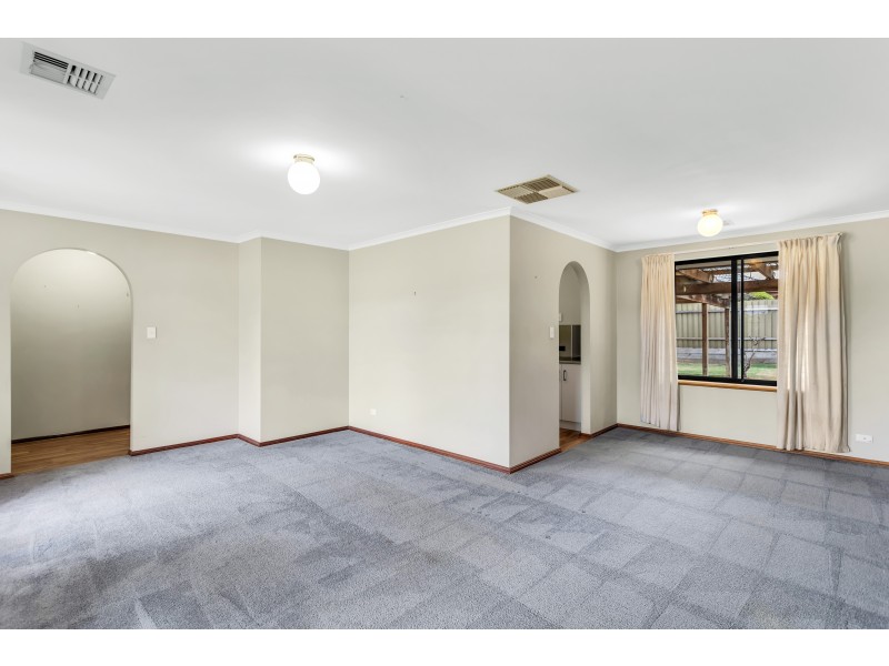 13 Cosgrove Crescent, Old Reynella SA 5161