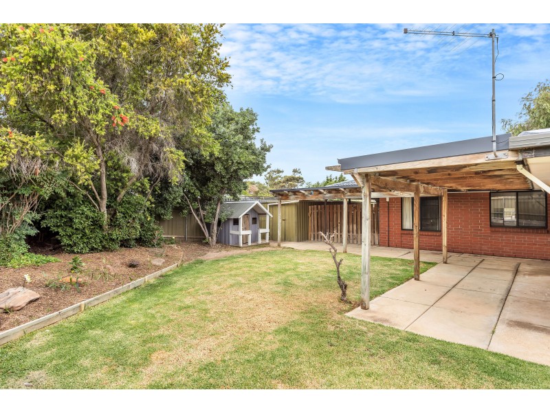 13 Cosgrove Crescent, Old Reynella SA 5161