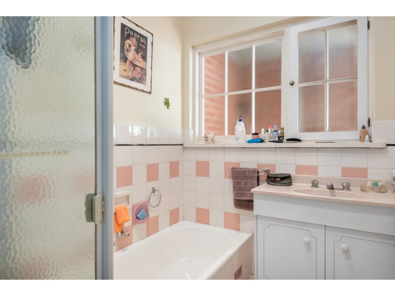 84 Dunrobin Road, Warradale SA 5046