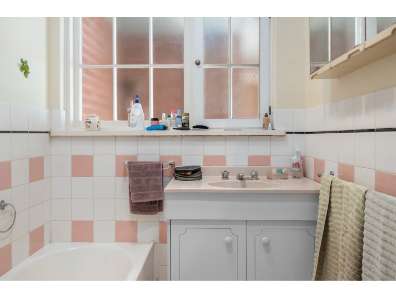 84 Dunrobin Road, Warradale SA 5046