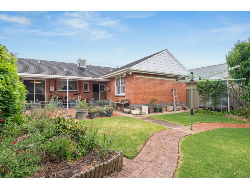 84 Dunrobin Road, Warradale SA 5046