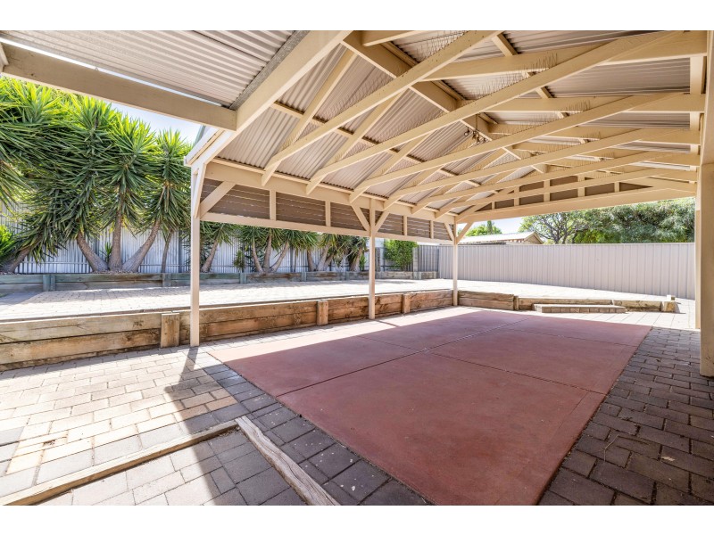 69 Commercial Road, Port Noarlunga South SA 5167