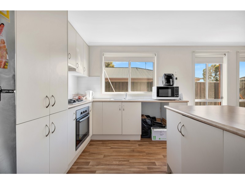 24 Lonsdale Crescent, Andrews Farm SA 5114