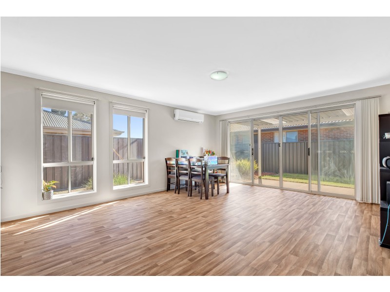 24 Lonsdale Crescent, Andrews Farm SA 5114