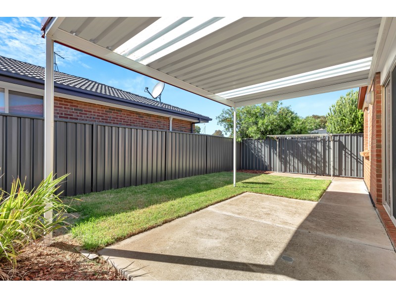 24 Lonsdale Crescent, Andrews Farm SA 5114