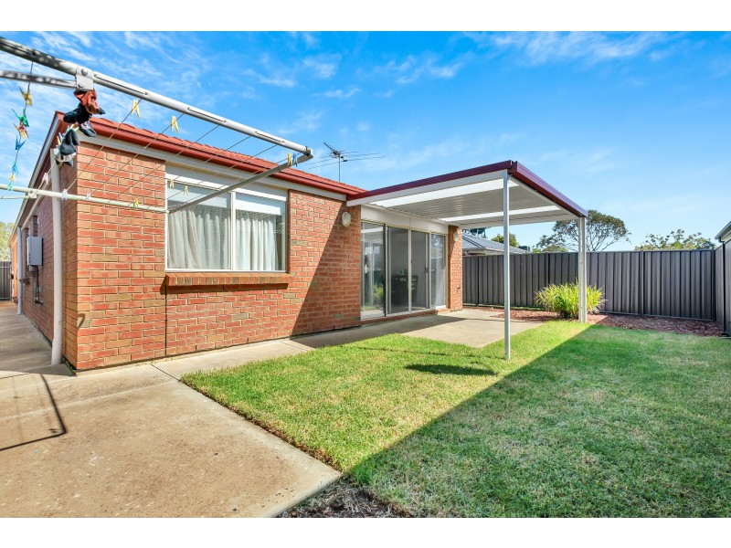24 Lonsdale Crescent, Andrews Farm SA 5114