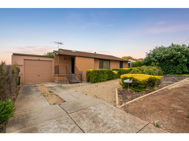 13 Tenterton Road, Christie Downs SA 5164