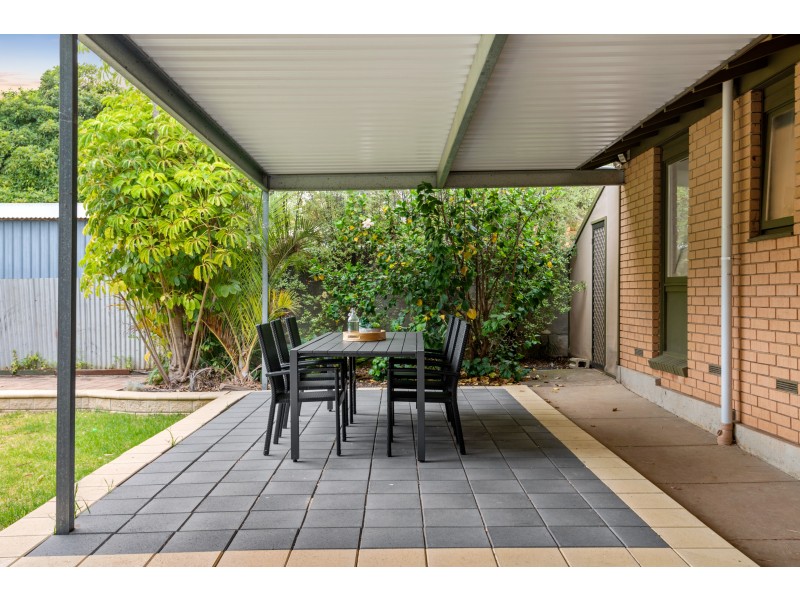 13 Tenterton Road, Christie Downs SA 5164