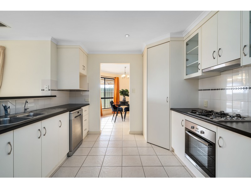 3 Phillip Court, Hallett Cove SA 5158