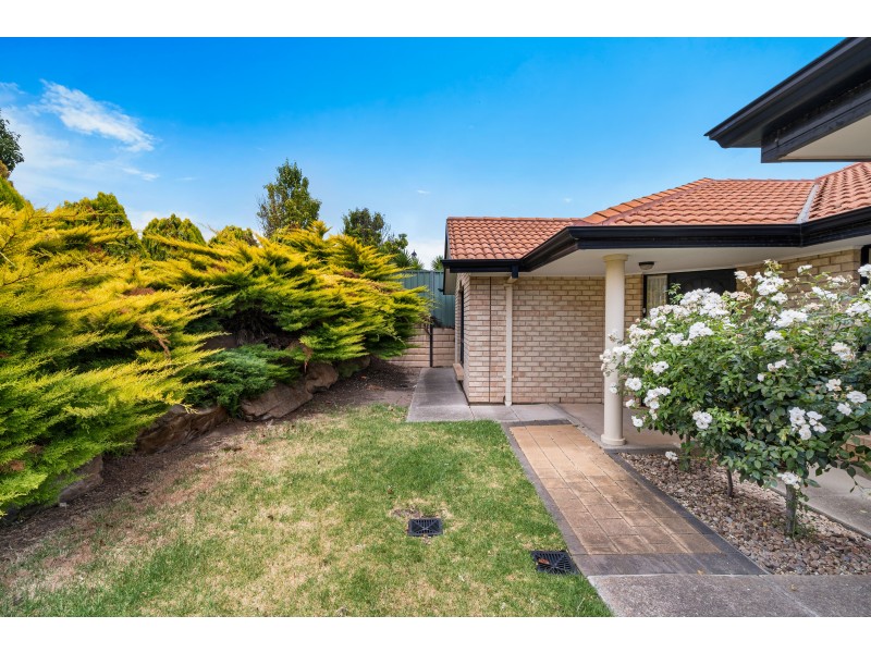 3 Phillip Court, Hallett Cove SA 5158