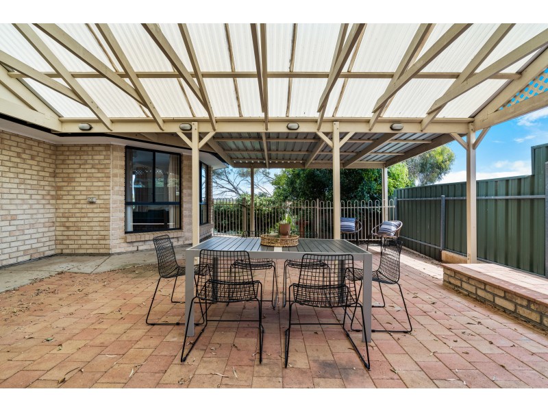 3 Phillip Court, Hallett Cove SA 5158