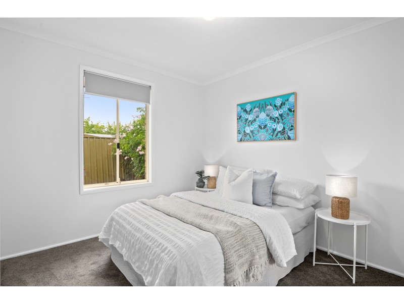 2 Holt Court, Trott Park SA 5158