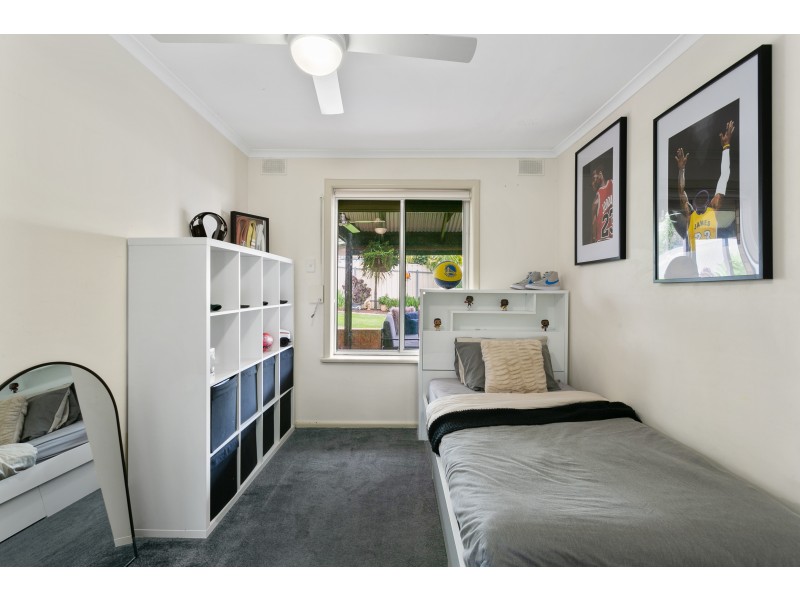 18 Barcelona Drive, Happy Valley SA 5159